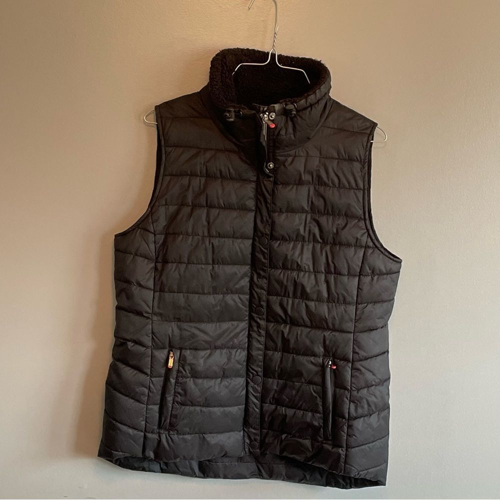 Calvin Klein Performance Puffer vest size Medium M women’s